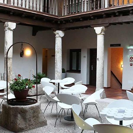 Evenia Alcala Boutique Hotel Alcala de Henares Exterior photo