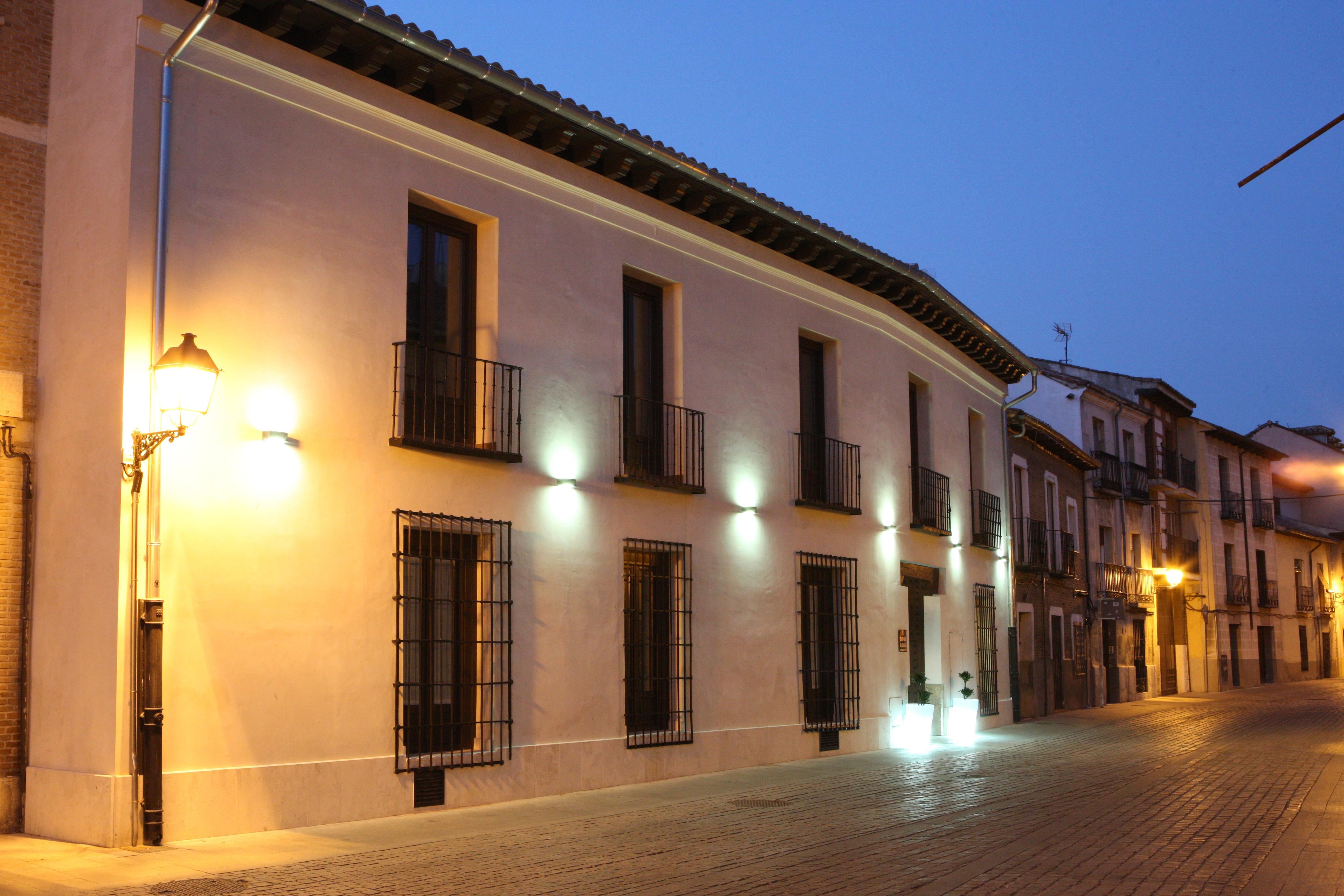 Evenia Alcala Boutique Hotel Alcala de Henares Exterior photo
