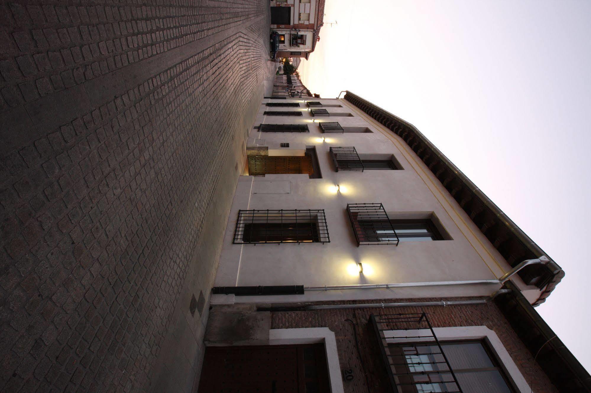 Evenia Alcala Boutique Hotel Alcala de Henares Exterior photo