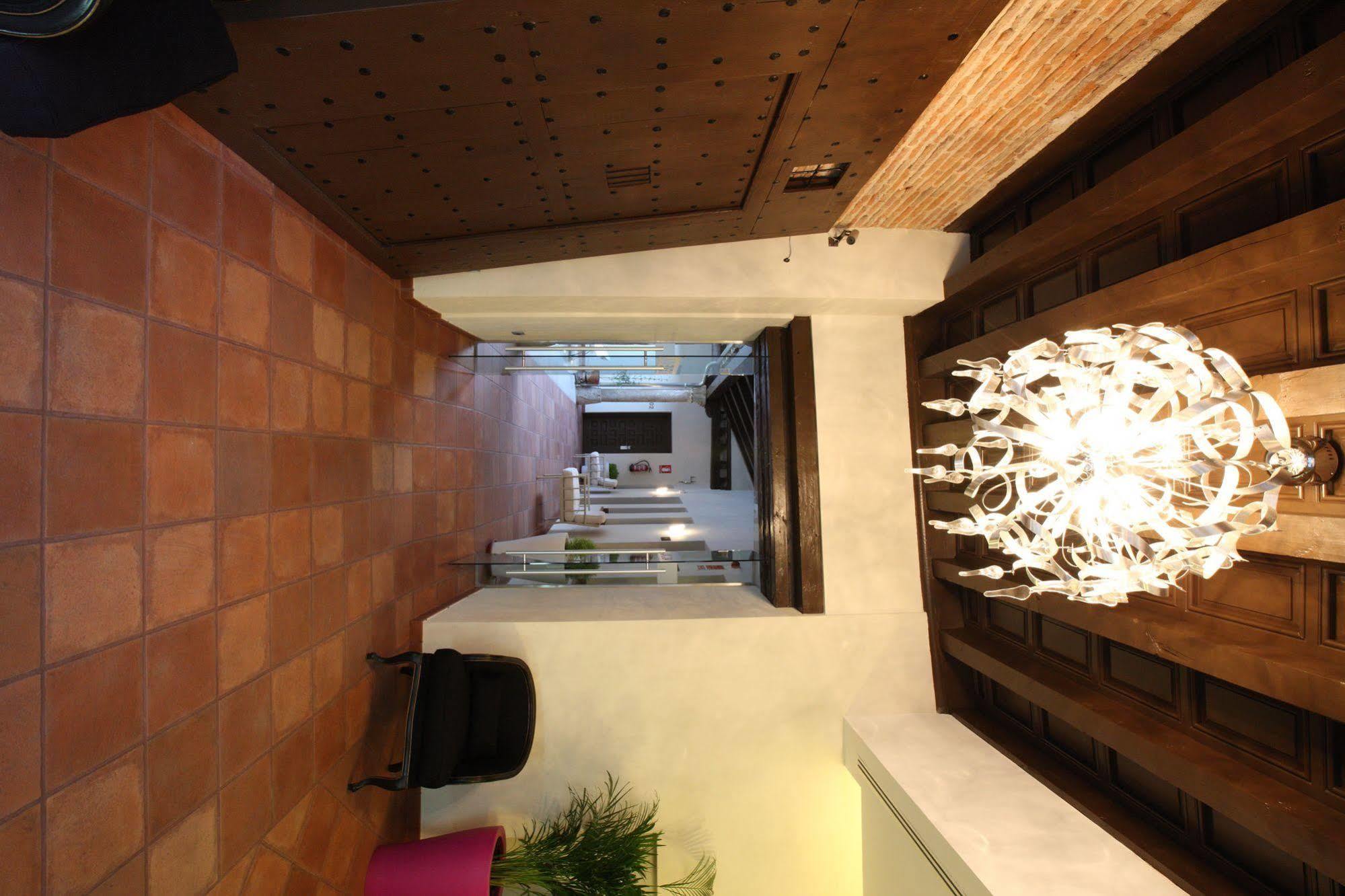 Evenia Alcala Boutique Hotel Alcala de Henares Exterior photo
